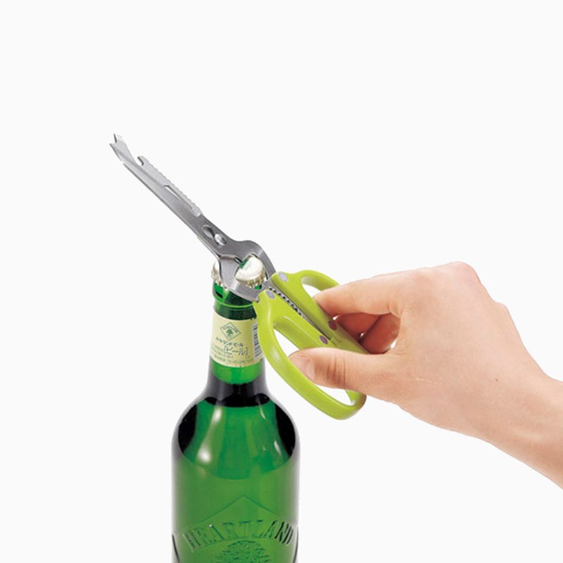 Make everyday kitchen tasks easier with these 10-in-1 Multifunctional Kitchen Scissors. Designed to combine multiple useful functions in one compact tool, these versatile kitchen shears are ideal for cutting herbs, vegetables, meat, packaging, and other e